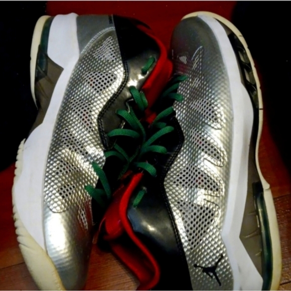 Jordan Melo M8 Advance "Metallic Silver Black" Mens SZ 10.5 EUC - Picture 6 of 7